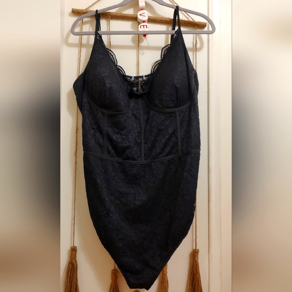 Beautiful bodysuits - Picture 8 of 9